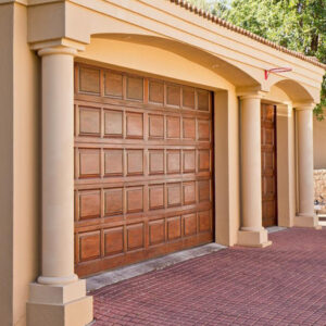 new-design-homes-renovations-renovate-construction-remodel-frontpage-small-3-garage-doors